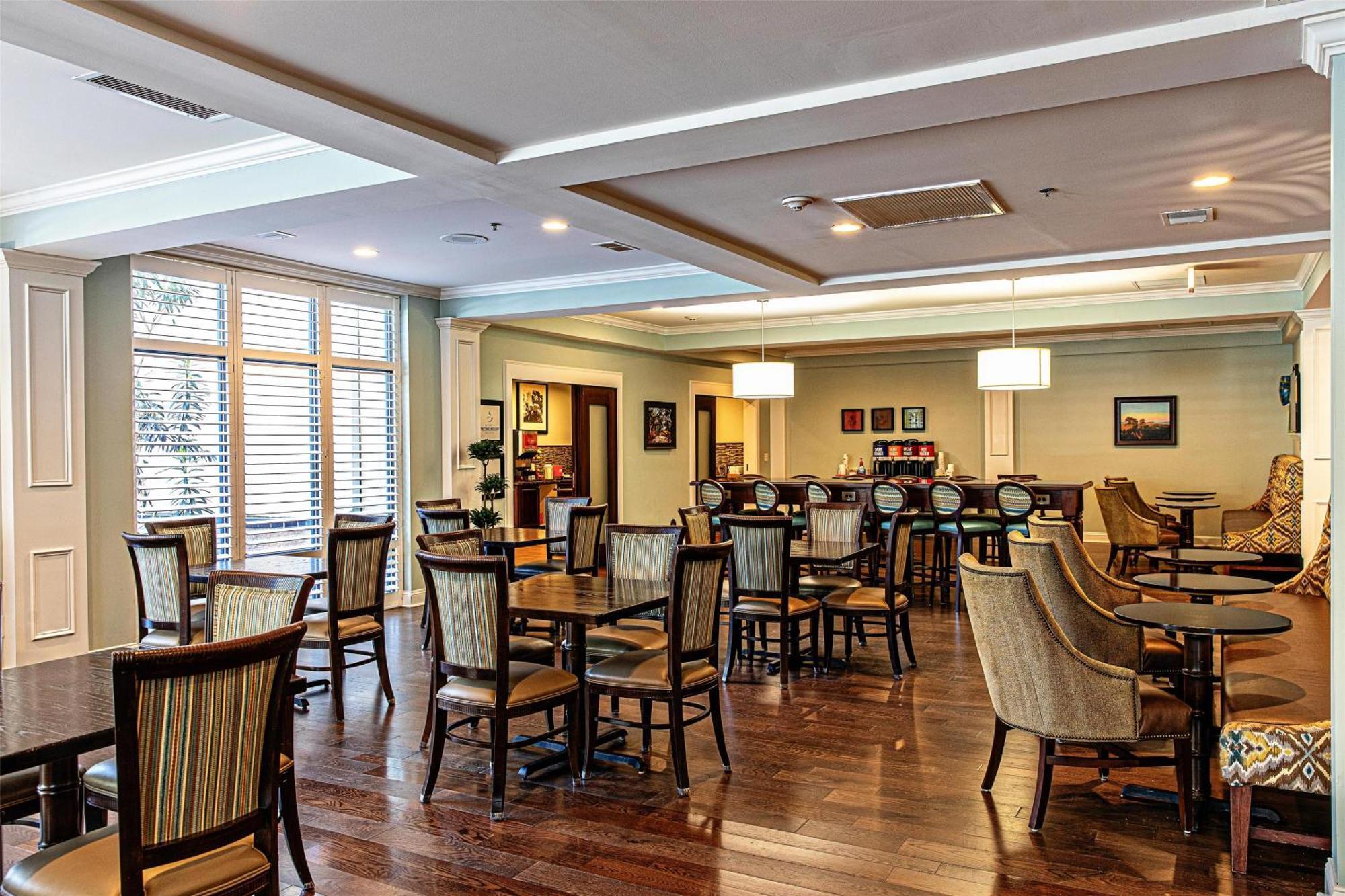 Hampton Inn Charleston-Daniel Island Экстерьер фото