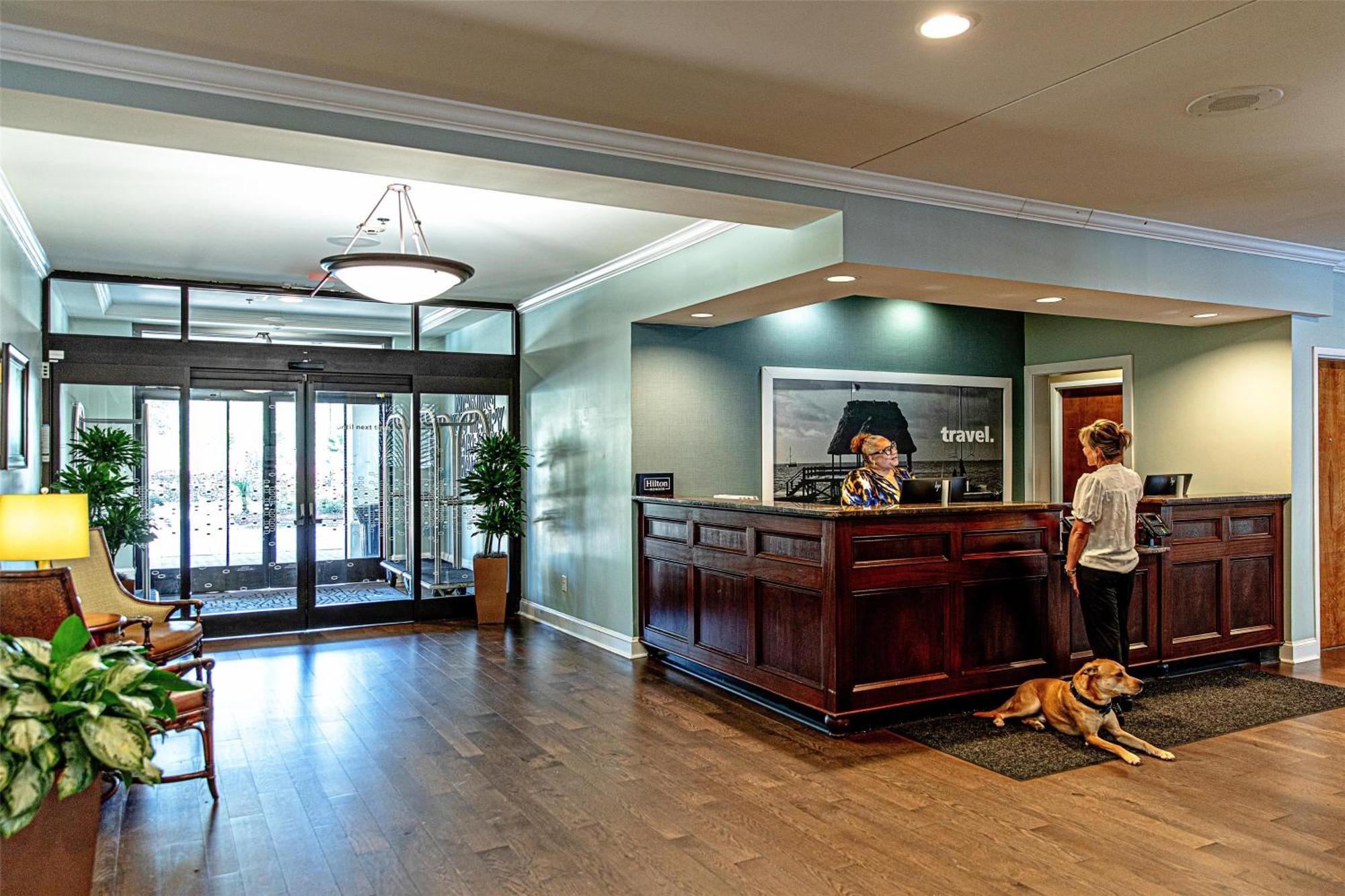 Hampton Inn Charleston-Daniel Island Экстерьер фото